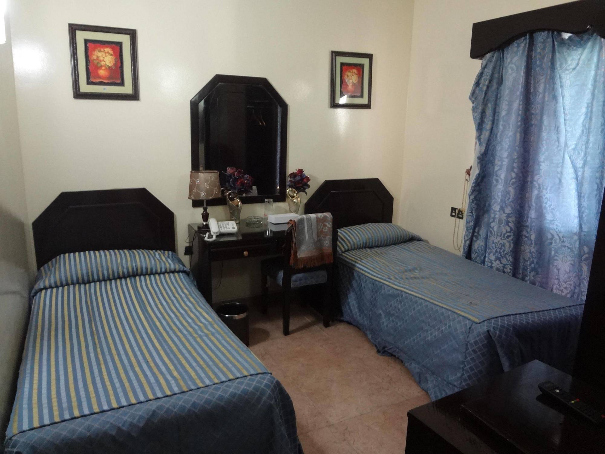 Marina Hotel Mutrah Экстерьер фото